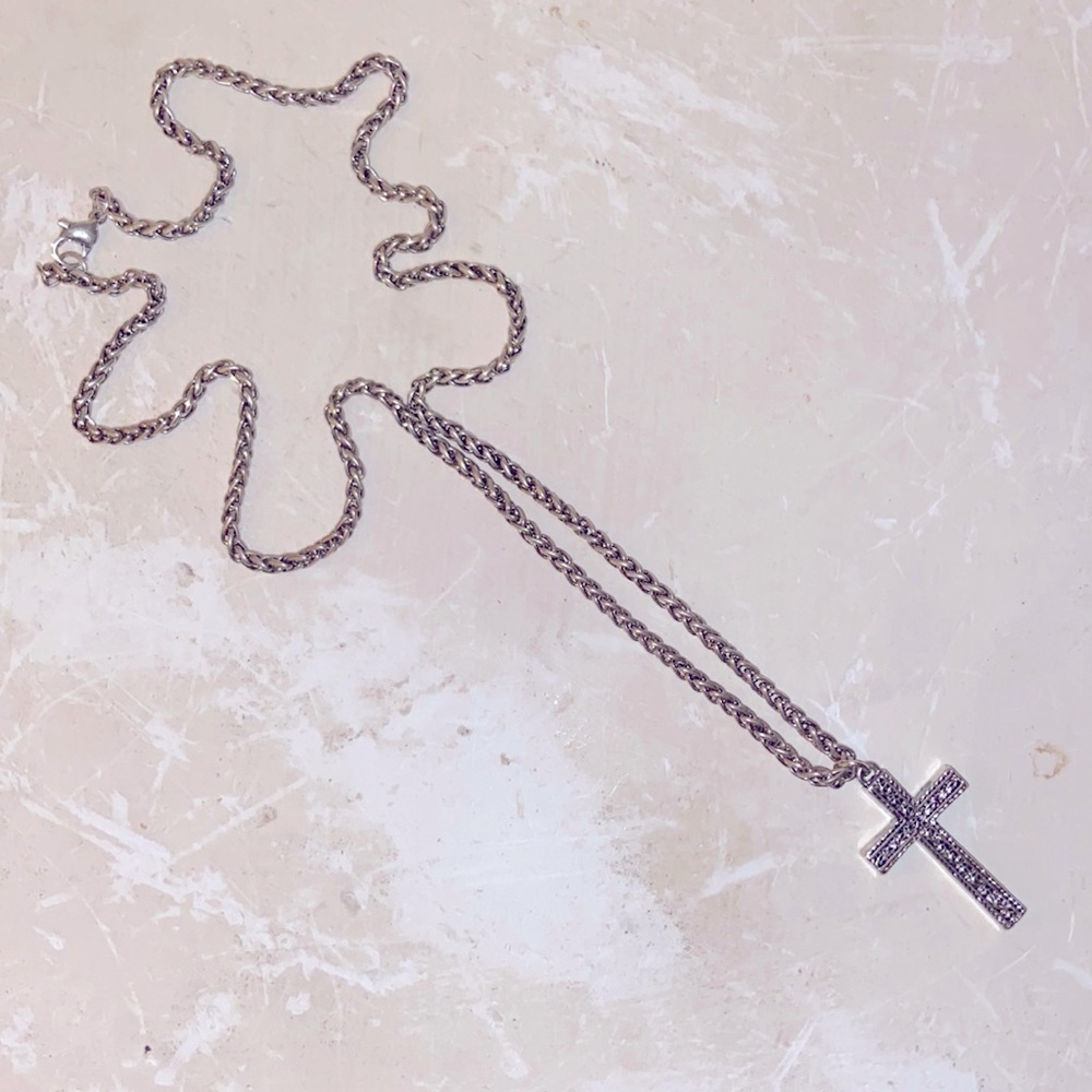 1/1 Sterling Silver Cross w Chain Necklace Designed by 𝔰𝔞𝔦𝔫𝔱 𝔯𝔬𝔰𝔢 🥀‌‌‌